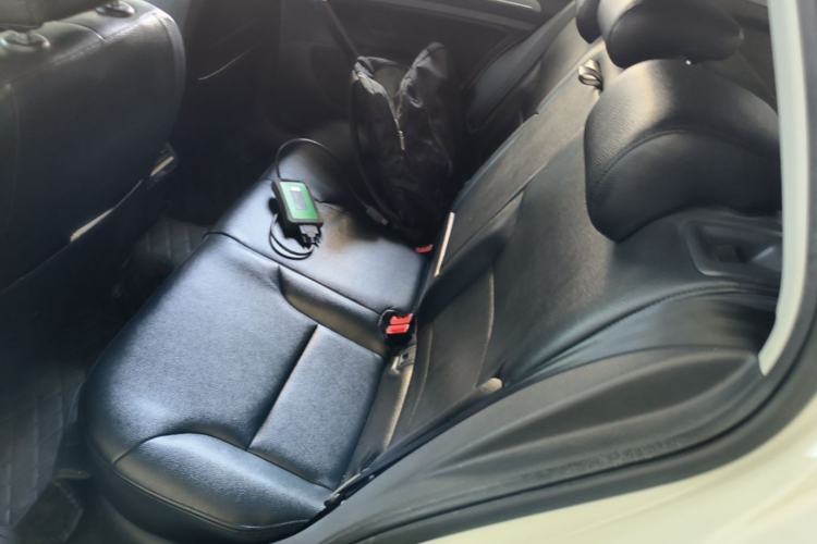 Used Volkswagen Golf 2015 1.6L Automatic Comfort Model Left Rear Seat