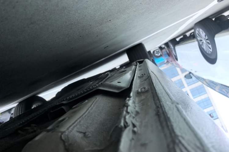 Used Volkswagen Golf 2015 1.4TSI Automatic Luxury Model Left Side Sill