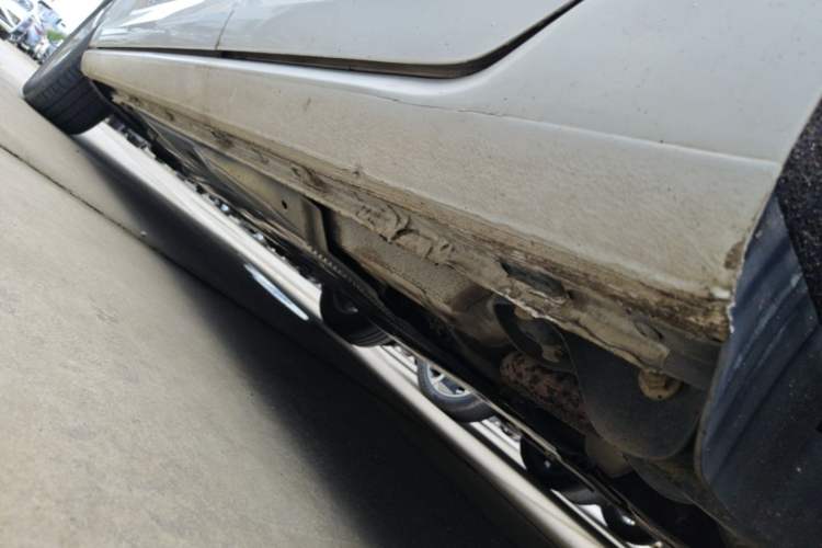 Used Volkswagen Golf 2015 1.6L Automatic Fashion Model Left Side Sill