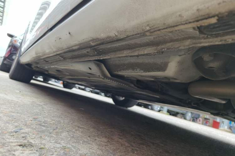 Used Volkswagen Golf 2015 1.4TSI Automatic Comfort Model Left Side Sill
