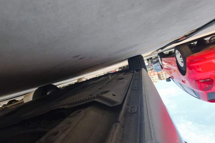 Used Volkswagen Golf 2015 1.4TSI Automatic Comfort Model Left Side Sill