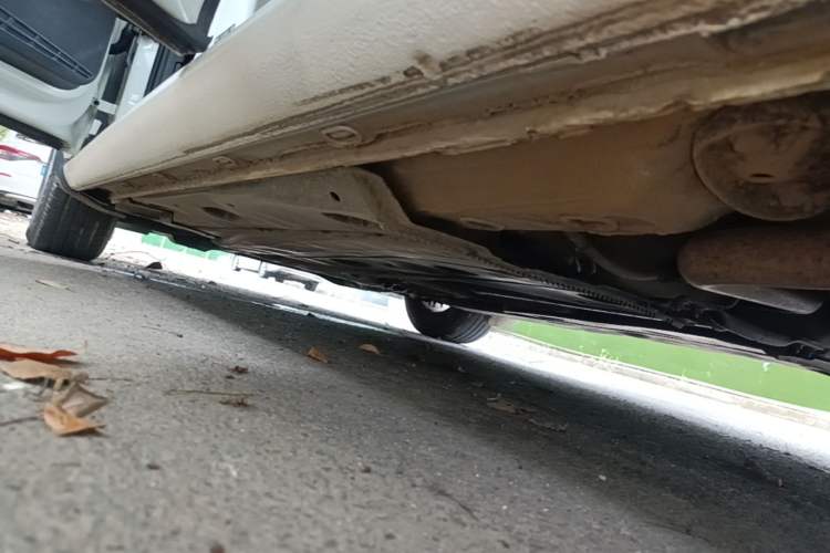 Used Volkswagen Golf 2015 1.6L Automatic Fashion Model Left Side Sill