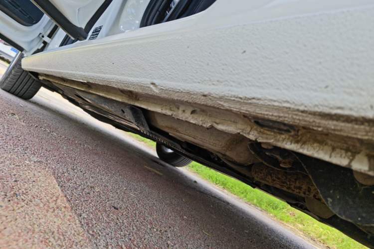 Used Volkswagen Golf 2015 1.6L Automatic Comfort Model Left Side Sill