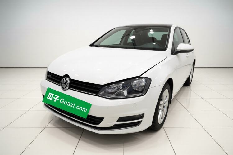 Used Volkswagen Golf 2015 1.4TSI Automatic Luxury Model Guazi used car, China used car export, Used car for sale, Used cars, Cheapest cars for sale