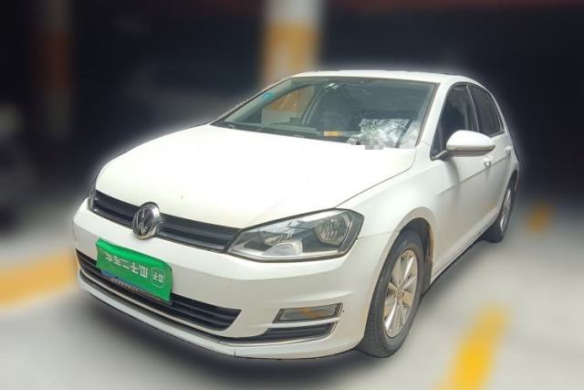 Used Volkswagen Golf 2015 1.6L Manual Fashion Edition