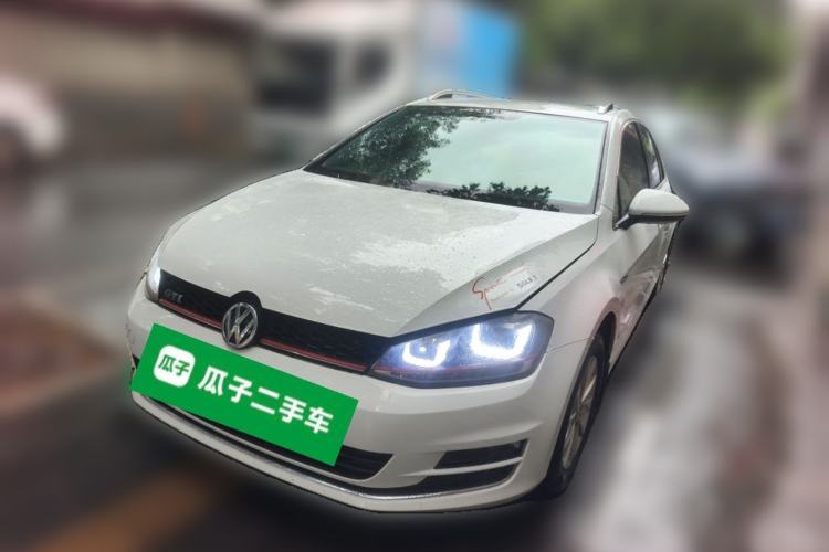 Used Volkswagen Golf 2015 1.6L Automatic Fashion Model Guazi used car, China used car export, Used car for sale, Used cars, Cheapest cars for sale
