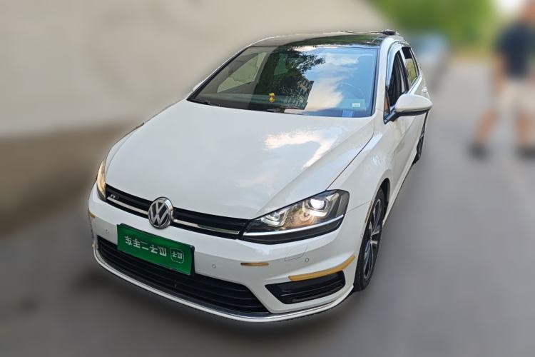 Used Volkswagen Golf 2015 1.4TSI Automatic R-Line Guazi used car, China used car export, Used car for sale, Used cars, Cheapest cars for sale