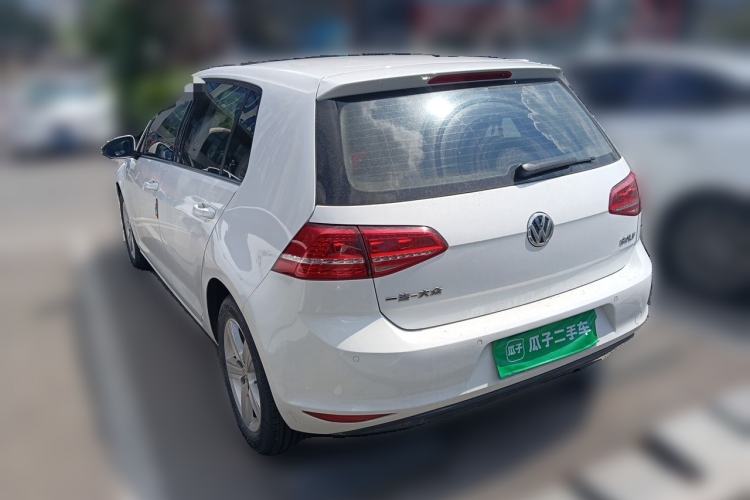 Used Volkswagen Golf 2015 1.6L Automatic Comfort Model Rear Left 45 Deg