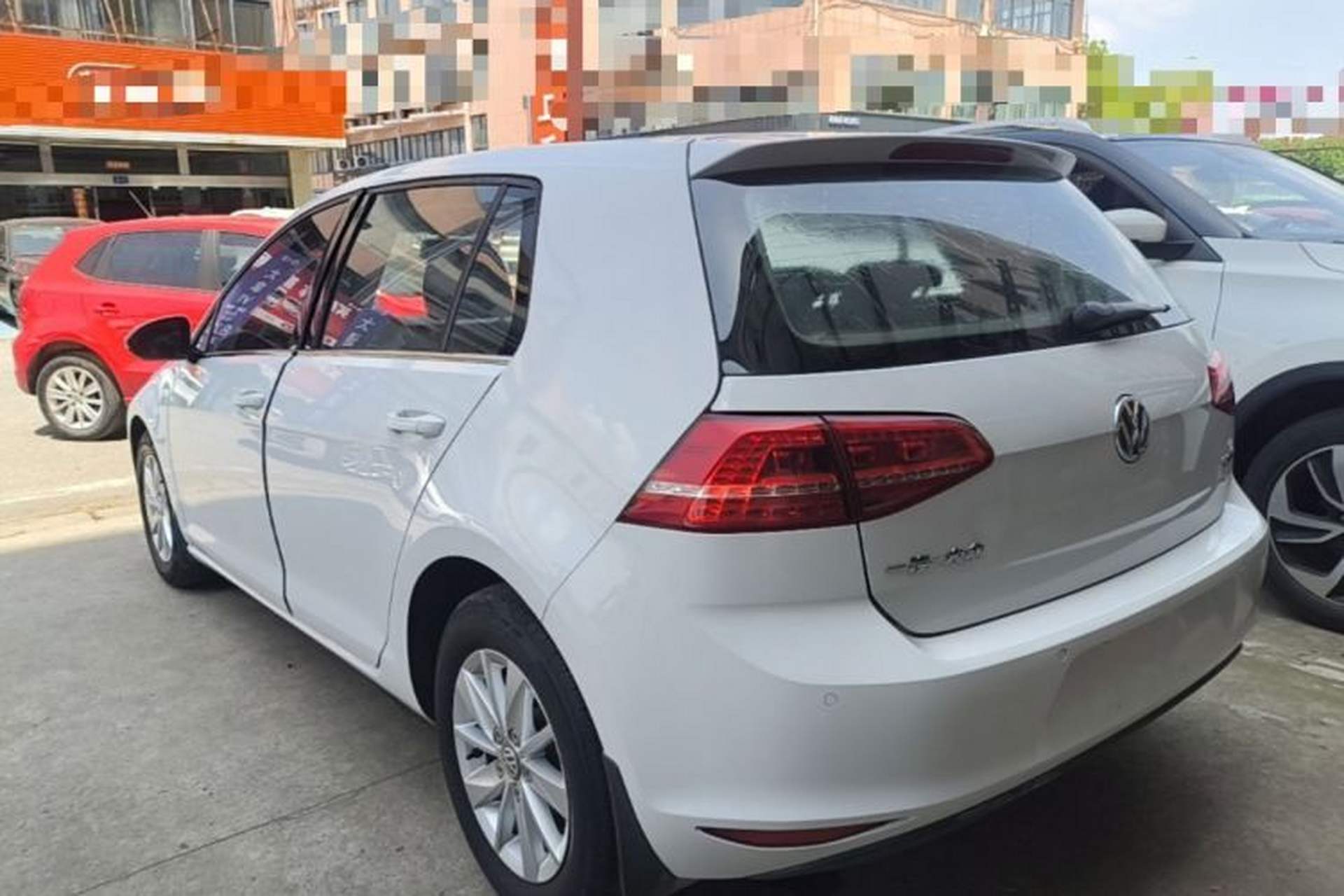 Used Volkswagen Golf 2015 1.6L Manual Fashion Edition Rear Left 45 Deg