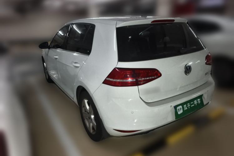 Used Volkswagen Golf 2015 1.4TSI Automatic Luxury Model Rear Left 45 Deg