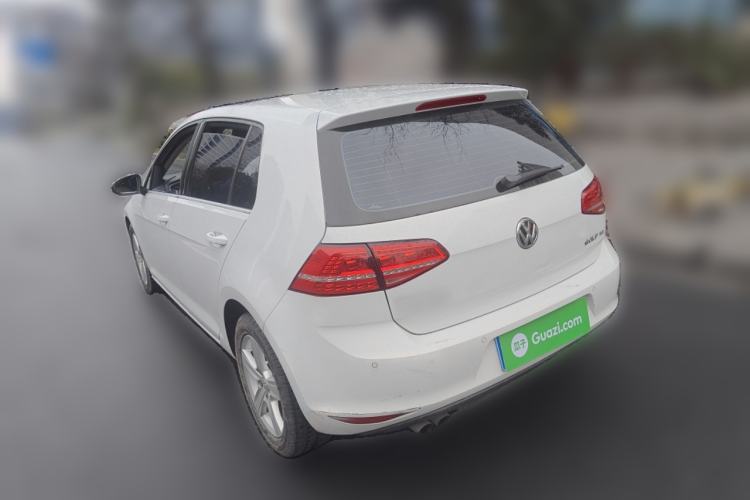 Used Volkswagen Golf 2015 1.4TSI Automatic Luxury Model Rear Left 45 Deg