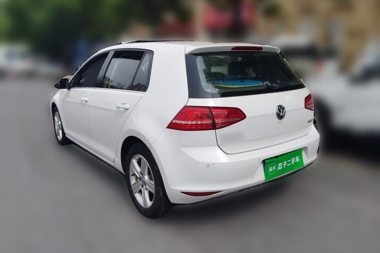 Used Volkswagen Golf 2015 1.6L Automatic Comfort Model Rear Left 45 Deg