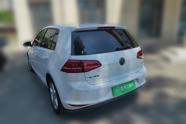 Used Volkswagen Golf 2015 1.4TSI Automatic Comfort Model Rear Left 45 Deg