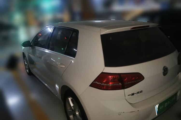 Used Volkswagen Golf 2015 1.4TSI Automatic Comfort Model Rear Left 45 Deg