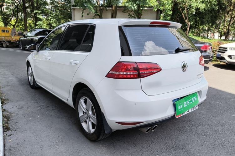 Used Volkswagen Golf 2015 1.4TSI Automatic Comfort Model Rear Left 45 Deg