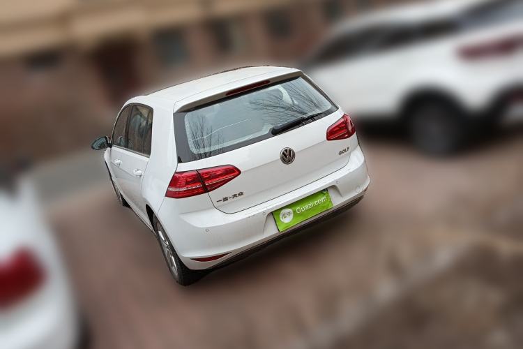 Used Volkswagen Golf 2015 1.6L Automatic Comfort Model Rear Left 45 Deg