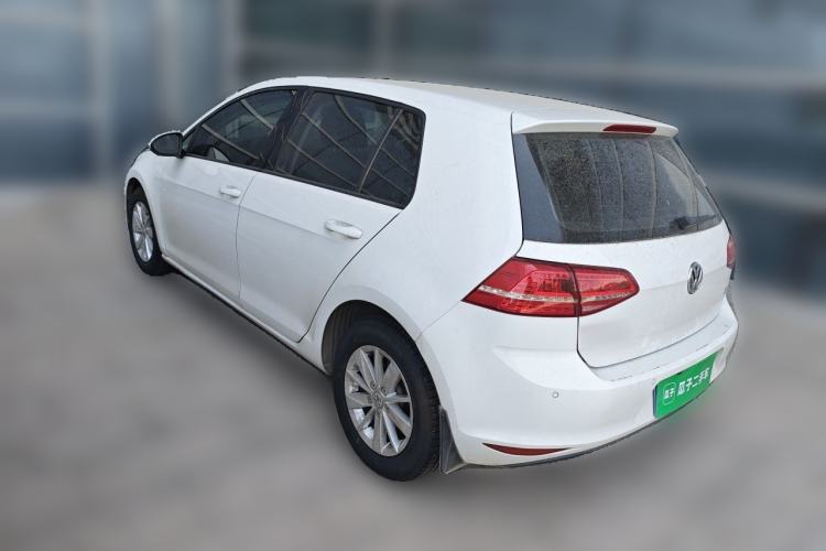 Used Volkswagen Golf 2015 1.6L Automatic Fashion Model Rear Left 45 Deg