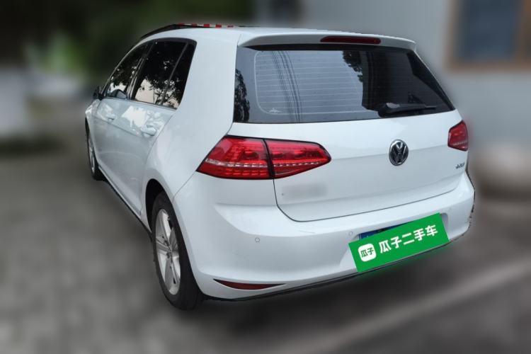 Used Volkswagen Golf 2015 1.6L Automatic Comfort Model Rear Left 45 Deg