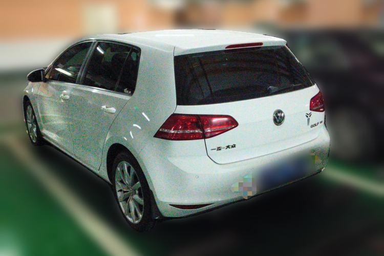 Used Volkswagen Golf 2015 1.4TSI Automatic Flagship Model Rear Left 45 Deg