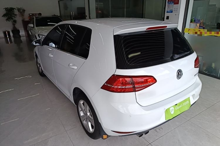 Used Volkswagen Golf 2015 1.4TSI Automatic Comfort Model Rear Left 45 Deg