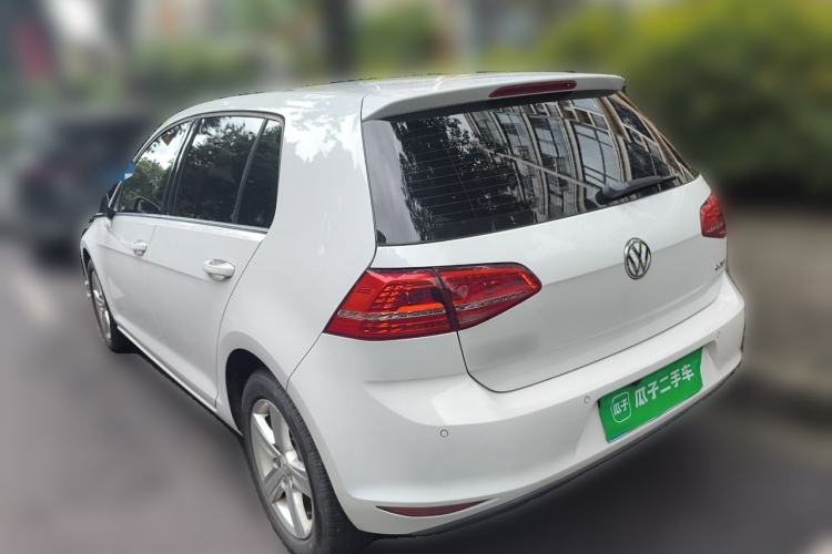 Used Volkswagen Golf 2015 1.6L Automatic Comfort Model Rear Left 45 Deg