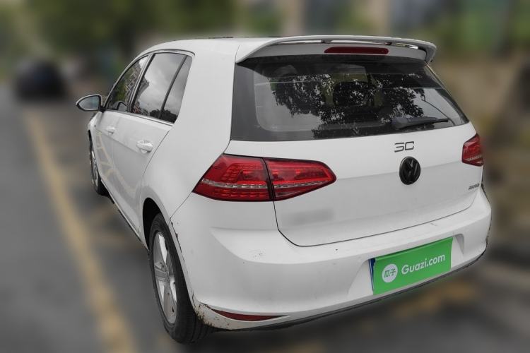 Used Volkswagen Golf 2015 1.4TSI Automatic Comfort Model Rear Left 45 Deg