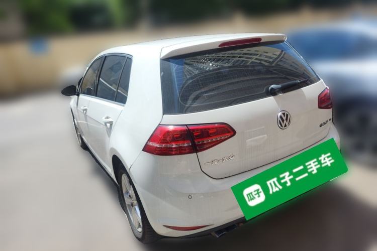 Used Volkswagen Golf 2015 1.4TSI Automatic Luxury Model Rear Left 45 Deg