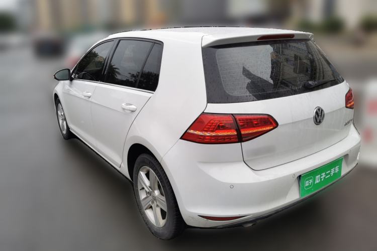 Used Volkswagen Golf 2015 1.4TSI Automatic Comfort Model Rear Left 45 Deg