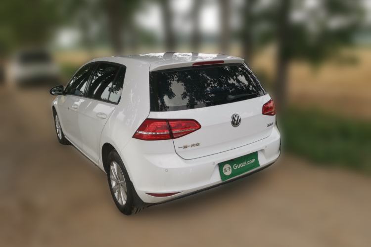 Used Volkswagen Golf 2015 1.6L Automatic Fashion Model Rear Left 45 Deg