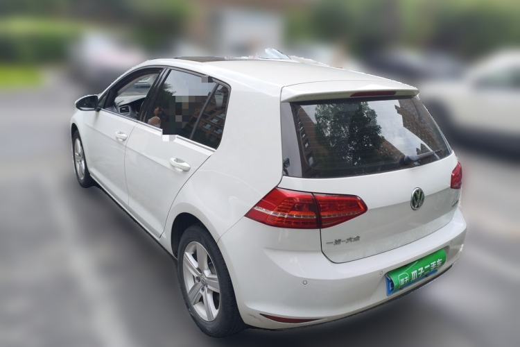 Used Volkswagen Golf 2015 1.6L Automatic Comfort Model Rear Left 45 Deg