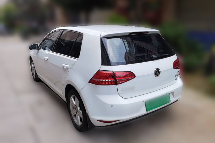 Used Volkswagen Golf 2015 1.4TSI Automatic Comfort Model Rear Left 45 Deg