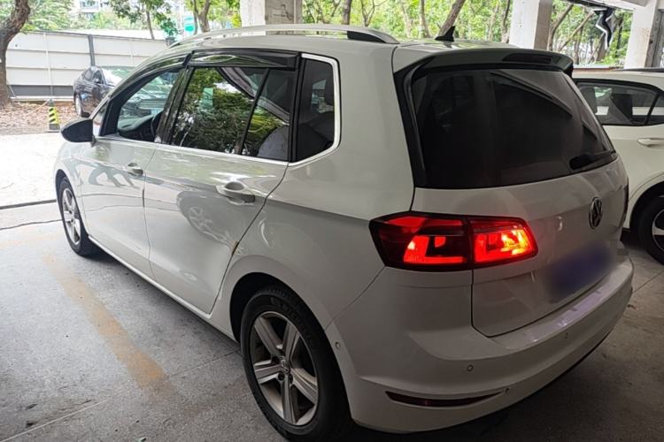 Used Volkswagen Golf 2015 1.4TSI Sportsvan Rear Left 45 Deg