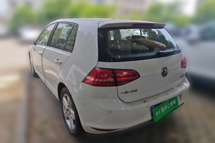 Used Volkswagen Golf 2015 1.4TSI Automatic Luxury Model Rear Left 45 Deg
