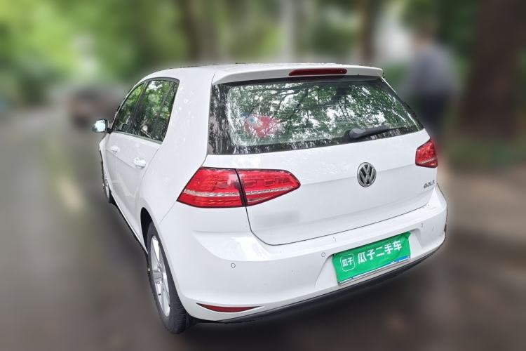 Used Volkswagen Golf 2015 1.6L Automatic Comfort Model Rear Left 45 Deg