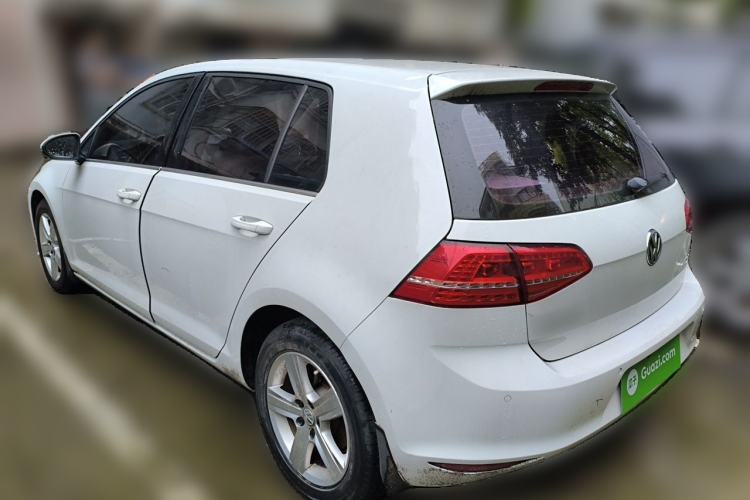 Used Volkswagen Golf 2015 1.6L Automatic Comfort Model Rear Left 45 Deg