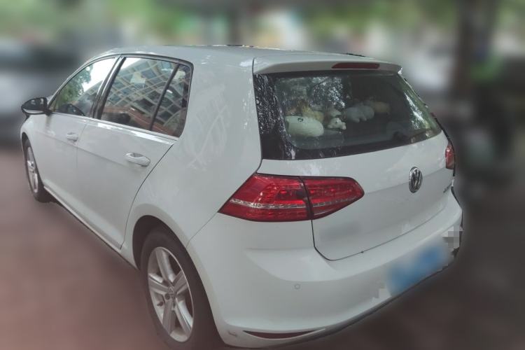 Used Volkswagen Golf 2015 1.4TSI Automatic Luxury Model Rear Left 45 Deg