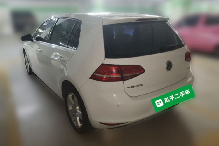 Used Volkswagen Golf 2015 1.6L Automatic Comfort Model Rear Left 45 Deg