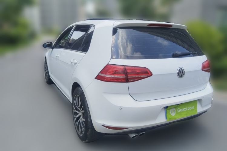 Used Volkswagen Golf 2015 1.4TSI Automatic Comfort Model Rear Left 45 Deg