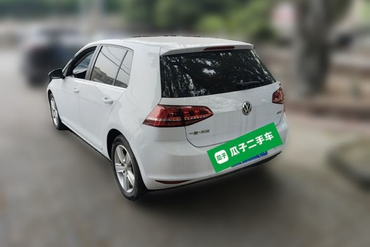 Used Volkswagen Golf 2015 1.6L Automatic Comfort Model Rear Left 45 Deg
