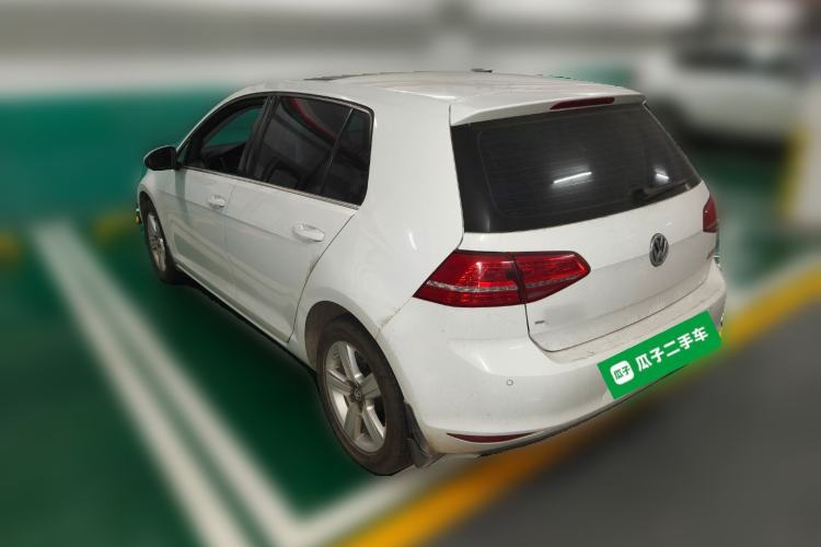 Used Volkswagen Golf 2015 1.6L Automatic Comfort Model Rear Left 45 Deg