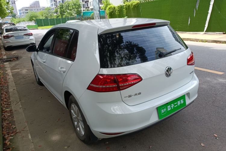 Used Volkswagen Golf 2015 1.6L Automatic Fashion Model Rear Left 45 Deg