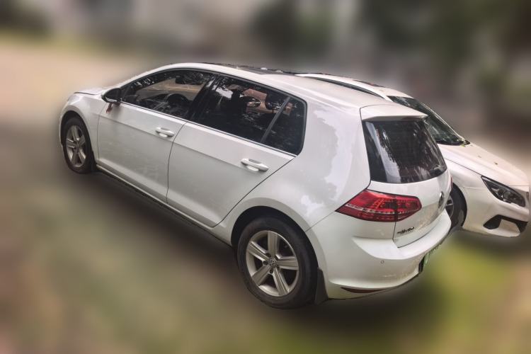 Used Volkswagen Golf 2015 1.4TSI Automatic Comfort Model Rear Left 45 Deg