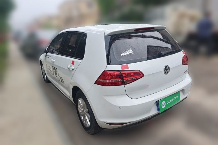 Used Volkswagen Golf 2015 1.6L Manual Fashion Edition Rear Left 45 Deg