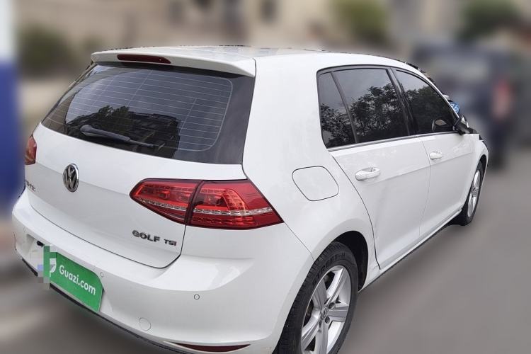 Used Volkswagen Golf 2015 1.4TSI Manual Comfort Model Rear Right 45 Deg