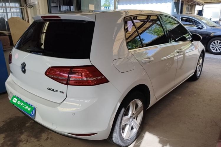 Used Volkswagen Golf 2015 1.4TSI Automatic Comfort Model Rear Right 45 Deg