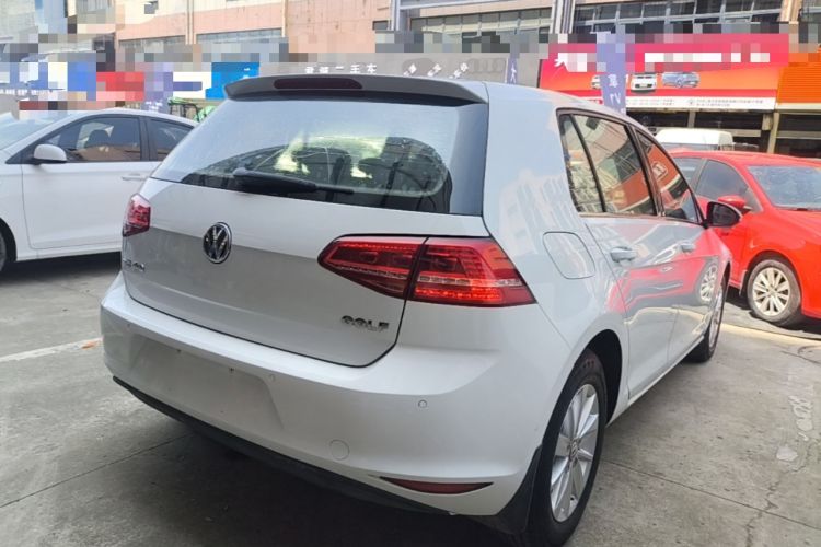 Used Volkswagen Golf 2015 1.6L Manual Fashion Edition Rear Right 45 Deg