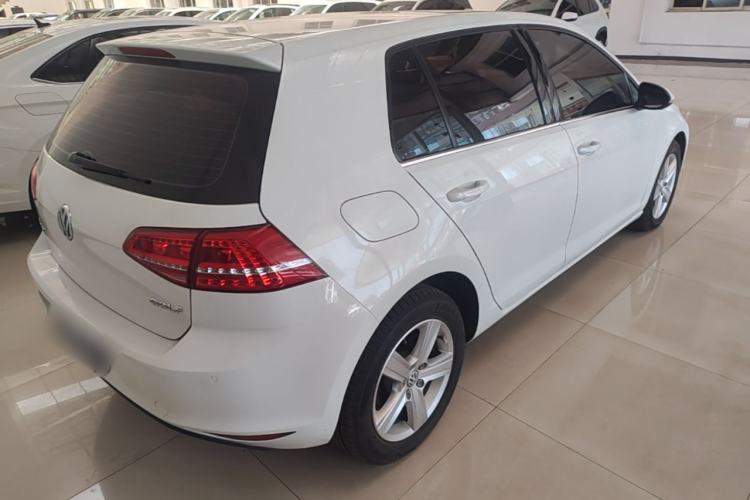 Used Volkswagen Golf 2015 1.6L Automatic Comfort Model Rear Right 45 Deg