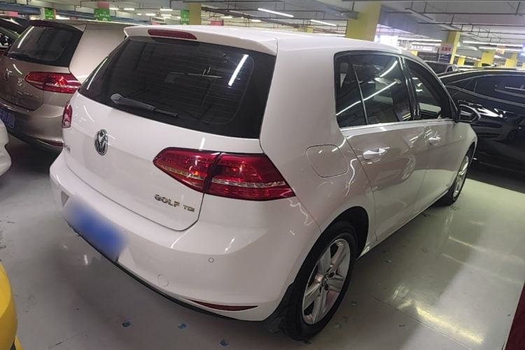 Used Volkswagen Golf 2015 1.4TSI Automatic Comfort Model Rear Right 45 Deg
