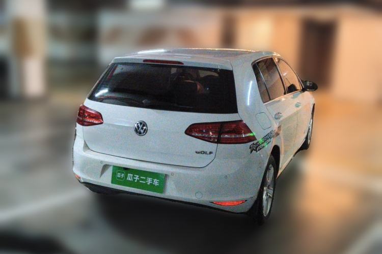 Used Volkswagen Golf 2015 1.6L Automatic Comfort Model Rear Right 45 Deg