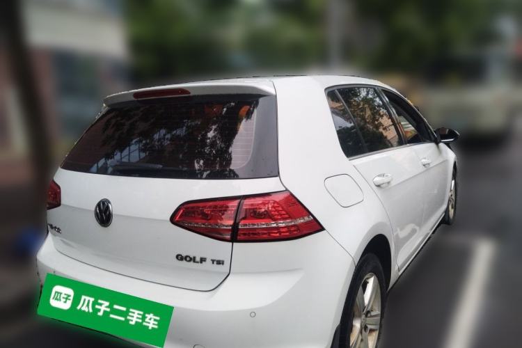 Used Volkswagen Golf 2015 1.2TSI Automatic Comfort Model Rear Right 45 Deg